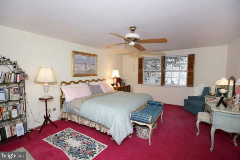 11325 Rolling House Road Rockville, MD 20852 - Photo 11 of 20 Master Bedroom