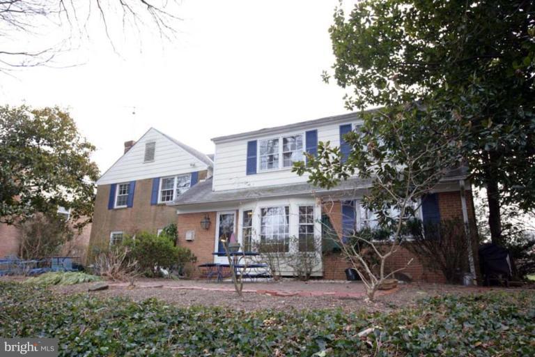 11325 Rolling House Road Rockville, MD 20852 - Photo 15 of 20 Back yard