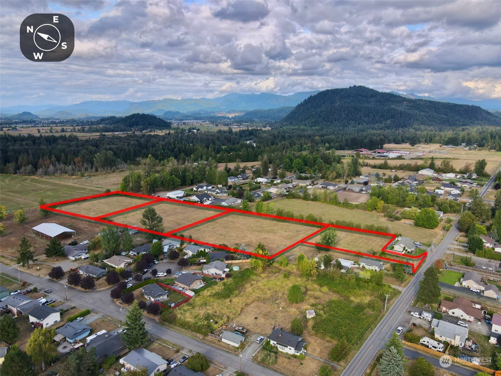 1684 Collins Road Buckley, WA 98321 - Photo 3 of 40 Gallery Image 3