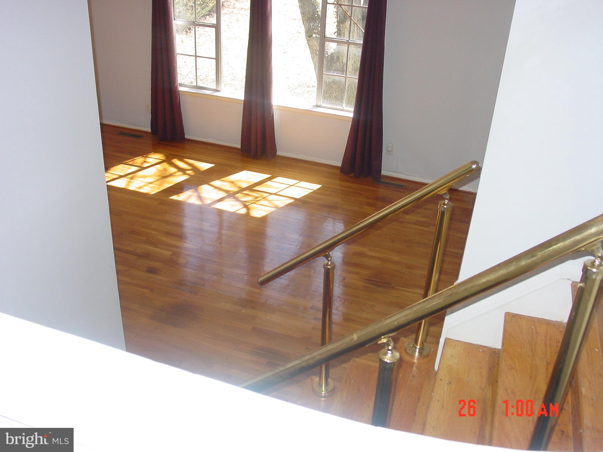 9815 Southall Road Randallstown, MD 21133 - Photo 17 of 26 Living Room