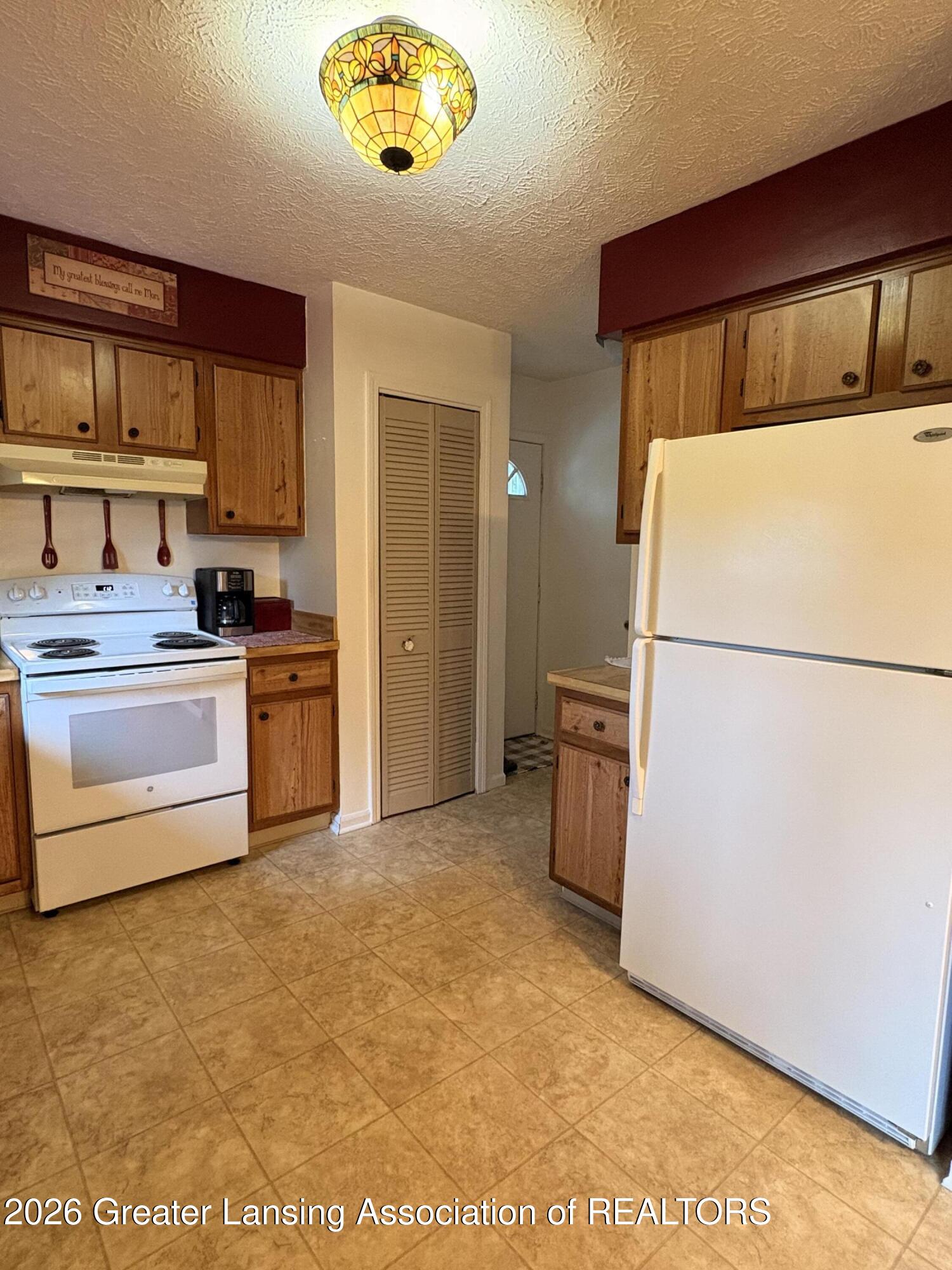 3012 Ingham Street Lansing, MI 48911 - Photo 8 of 30 Kitchen