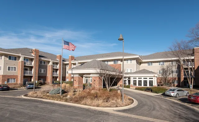 $119,900 | 801 North McLean Boulevard, Unit 324, Elgin, IL 60123