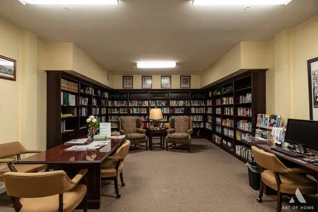 $119,900 | 801 North McLean Boulevard, Unit 324, Elgin, IL 60123