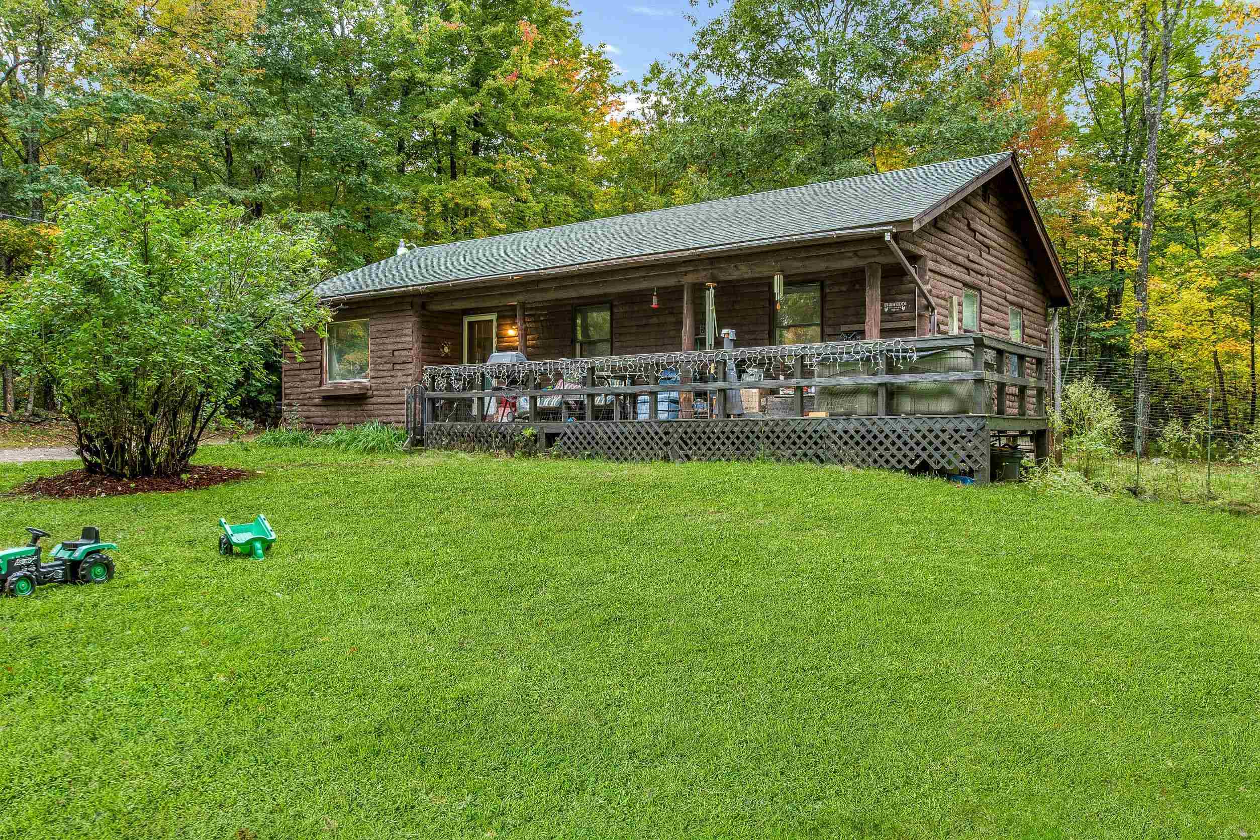 949 Manns Hill Road Littleton, NH 03561 - Photo 1 of 25