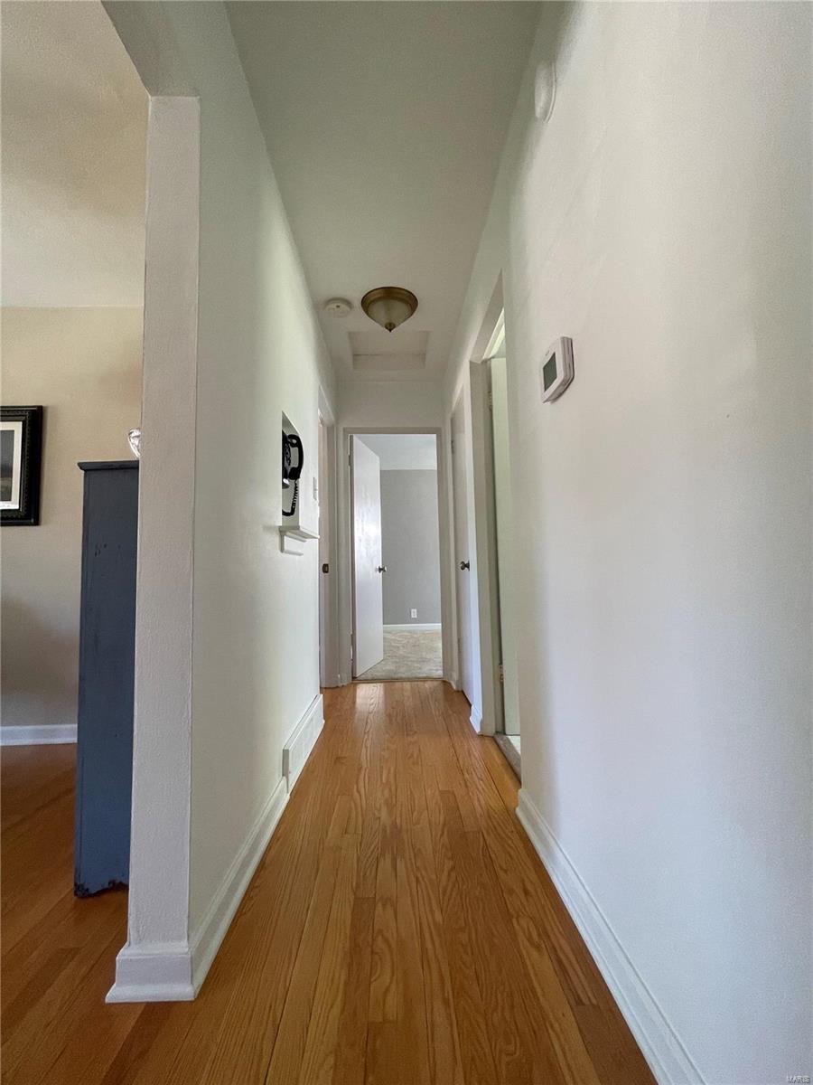 8826 Old Sappington Road St. Louis, MO 63126 - Photo 13 of 20 Gallery Image 13