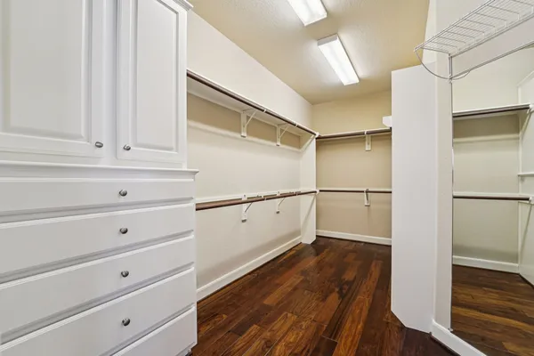 $649,700 | 2441 West Bramlet Drive, Conroe, TX 77304