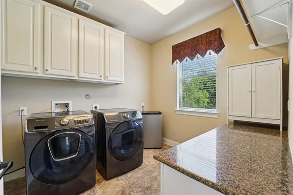 $649,700 | 2441 West Bramlet Drive, Conroe, TX 77304