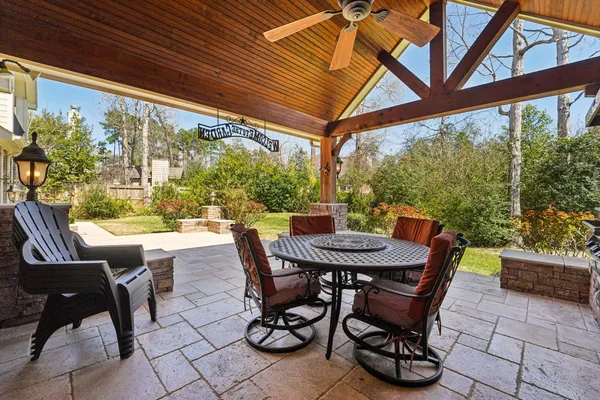 $649,700 | 2441 West Bramlet Drive, Conroe, TX 77304