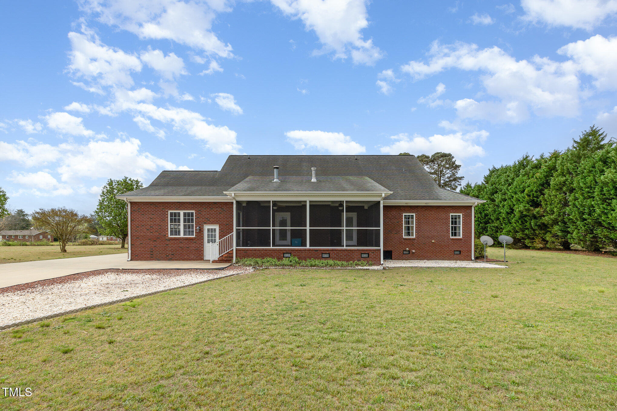 495 Evans Road Princeton, NC 27569 - Photo 27 of 34 030_file_913