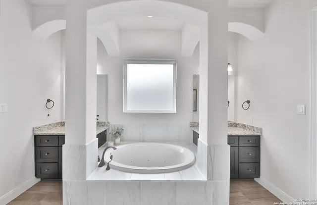 $2,700 | 6514 Comanche Post, San Antonio, TX 78233