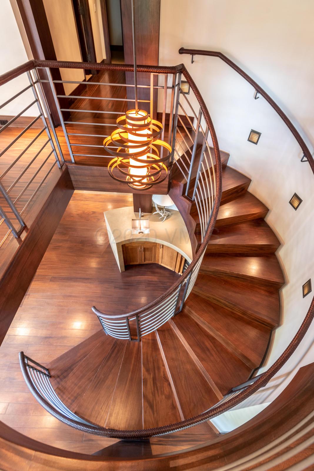 201 Gore Creek Drive, Unit R1 Vail, CO 81657 - Photo 22 of 42 a view of entryway