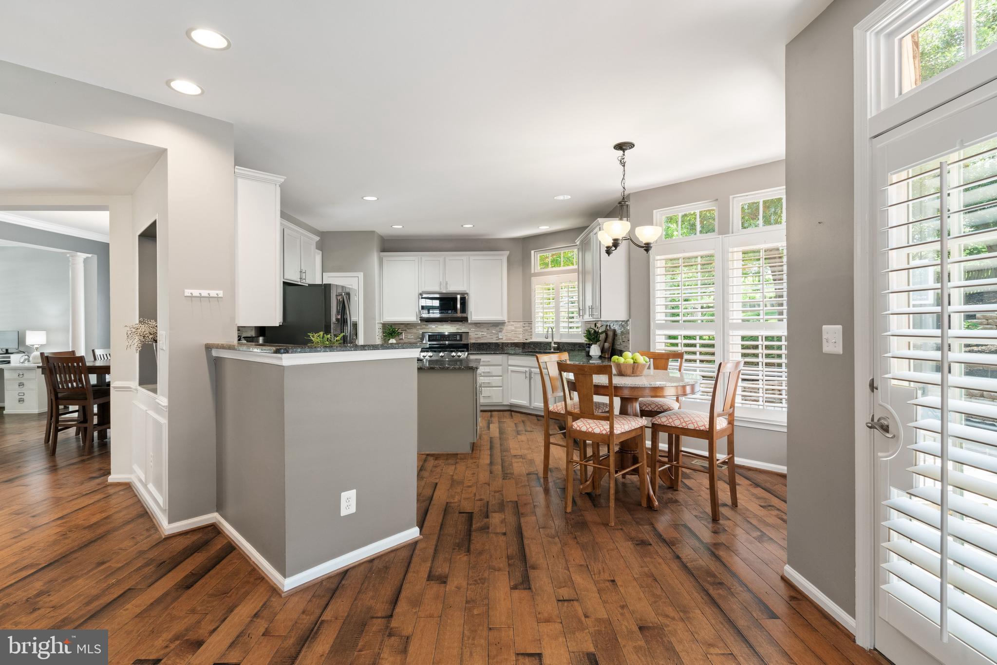 42702 Middle Ridge Place Broadlands, VA 20148 - Photo 20 of 60 Kitchen