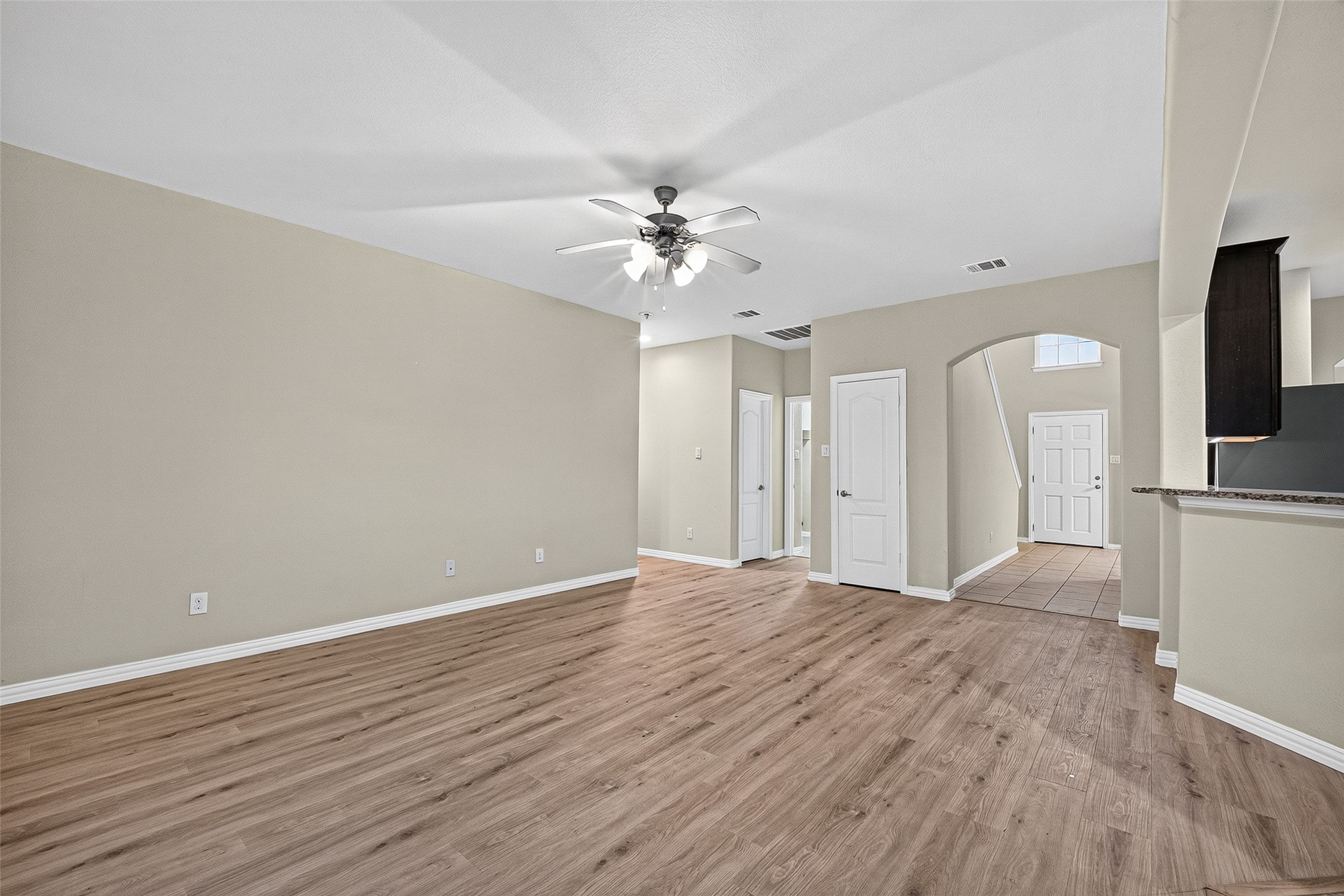 10015 Chase Court Baytown, TX 77521 - Photo 25 of 49