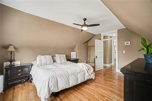 $340,000 | 203 Clinton Place, Kansas City, MO 64123