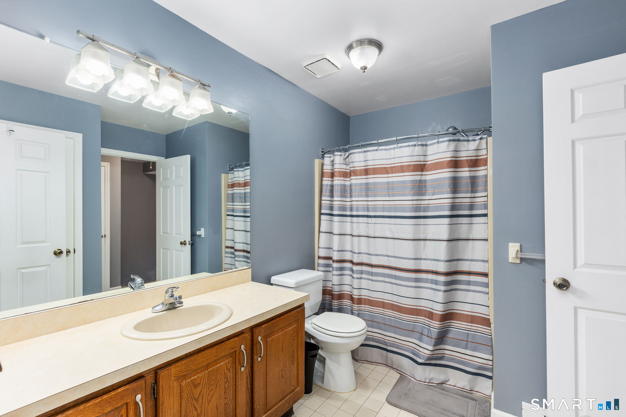 20 East Pembroke Road, Unit 4 Danbury, CT 06811 - Photo 20 of 26