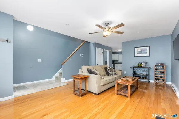 $359,900 | 20 East Pembroke Road, Unit 4, Danbury, CT 06811