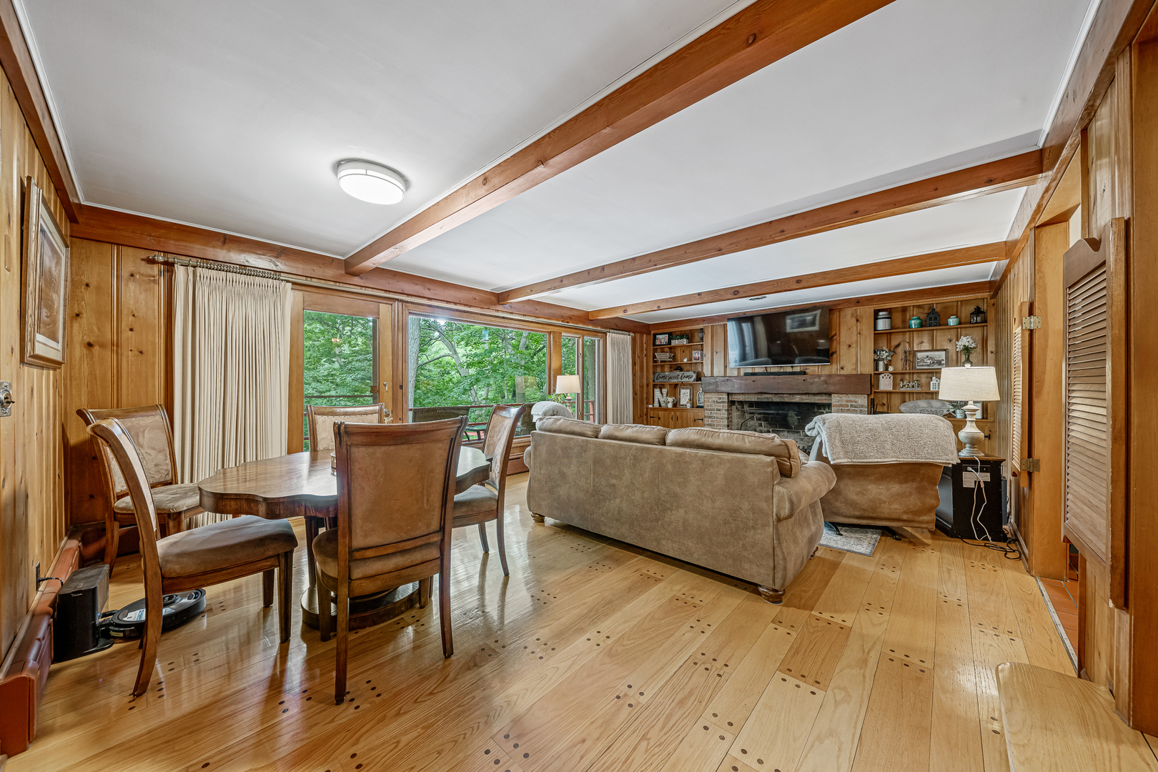 20735 Wolf Road Mokena, IL 60448 - Photo 3 of 22 a living room with furniture and a large window