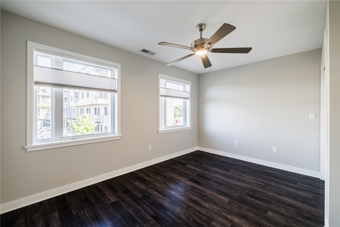 76 Charlotte Street Rochester, NY 14607 - Photo 37 of 47