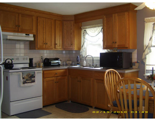 122 North Street Three Rivers, MA 01080 - Photo 6 of 22