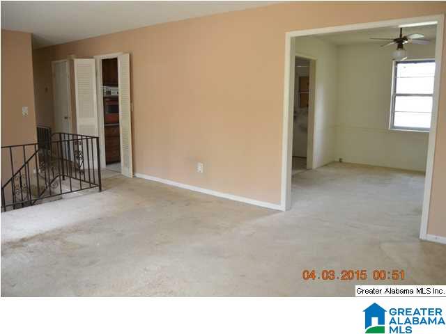 101 Oak Street Alabaster, AL 35114 - Photo 2 of 12