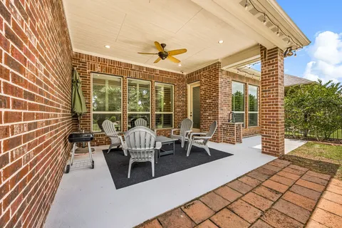 $535,000 | 10 Cottage Glen Lane, Fulshear, TX 77441
