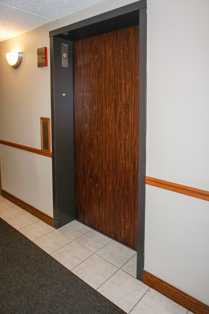 7650 West Lawrence Avenue, Unit 201 Norridge, IL 60706 - Photo 18 of 19