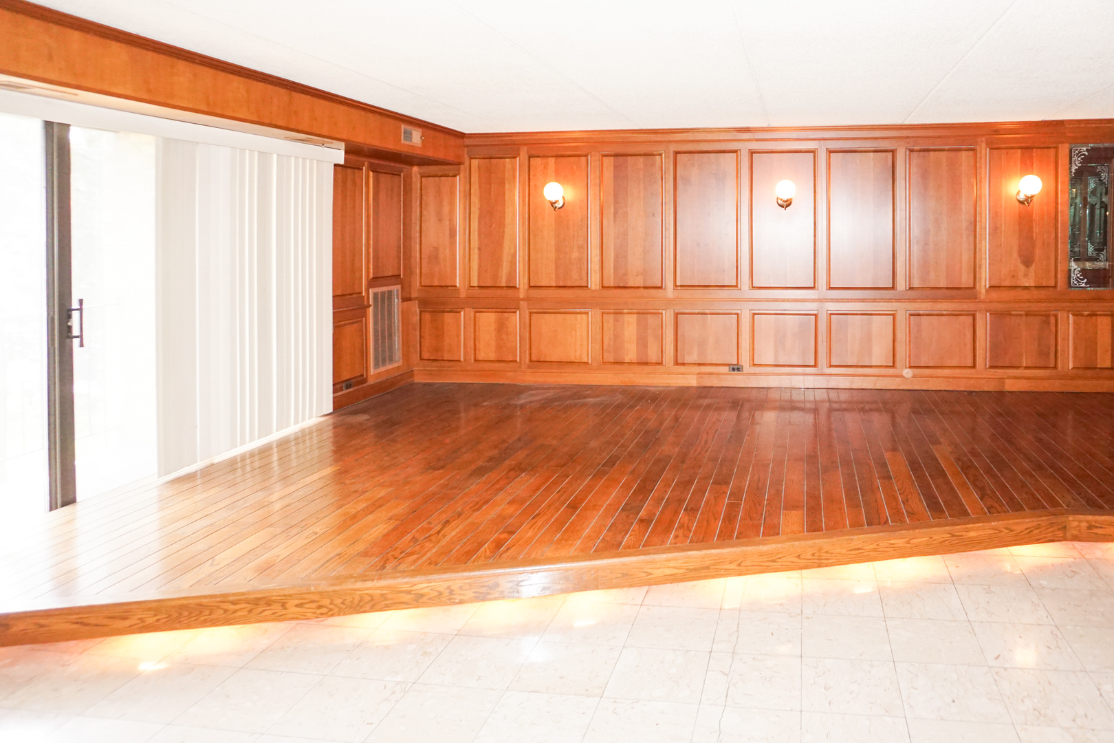 7650 West Lawrence Avenue, Unit 201 Norridge, IL 60706 - Photo 8 of 19