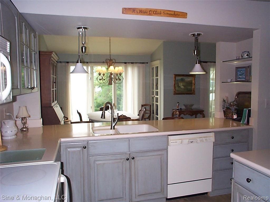 1935 River Road, Unit 23 St. Clair, MI 48079 - Photo 41 of 69 40 Kitchen 3 1935 River #23.JPG