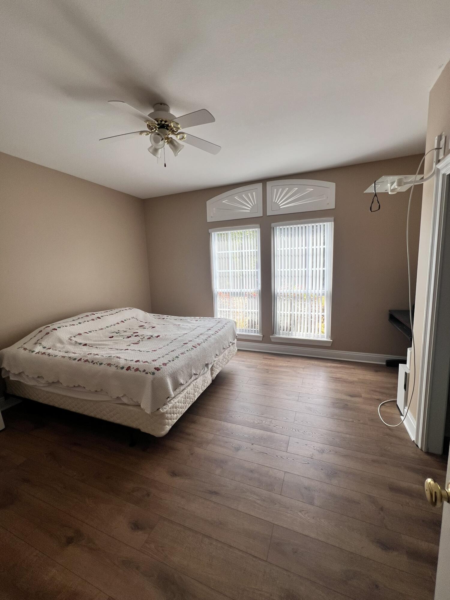 5526 Monterrey Road Crestview, FL 32539 - Photo 11 of 18 IMG_3102