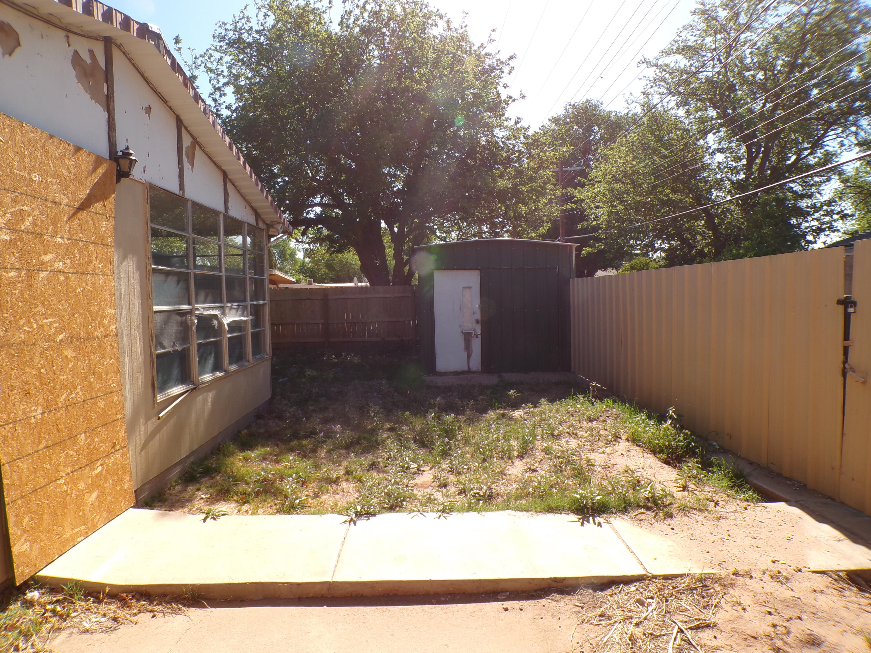 2829 66th Street Lubbock, TX 79413 - Photo 29 of 34 100_0120