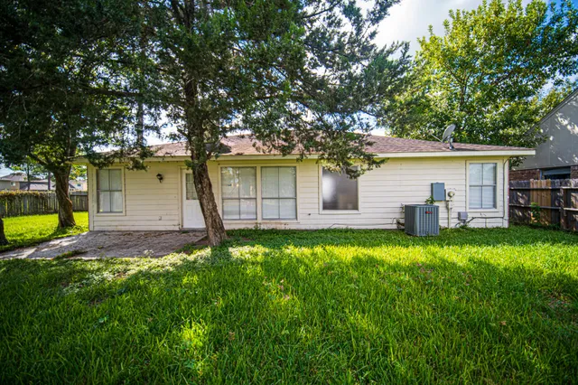 $1,770 | 13314 Sablewood Lane, Houston, TX 77014