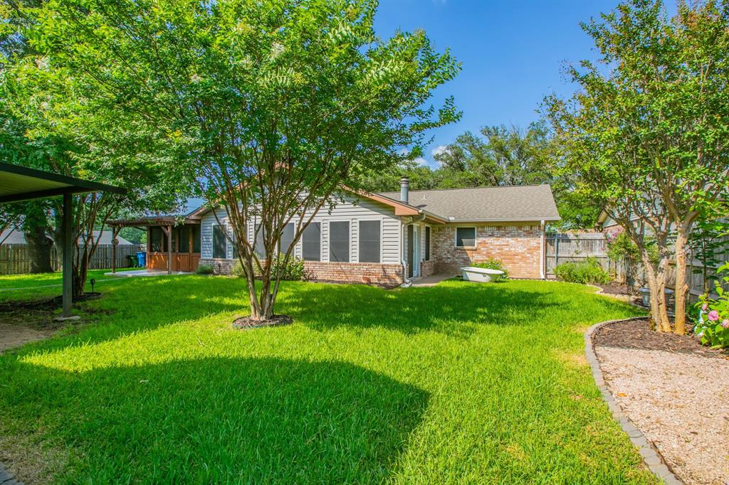 241 Travis Lane Hewitt, TX 76643 - Photo 22 of 26
