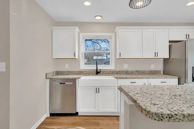 $299,900 | 809 North Joliet Street, Wilmington, IL 60481