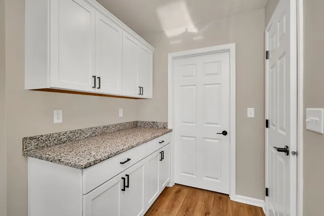 $299,900 | 809 North Joliet Street, Wilmington, IL 60481