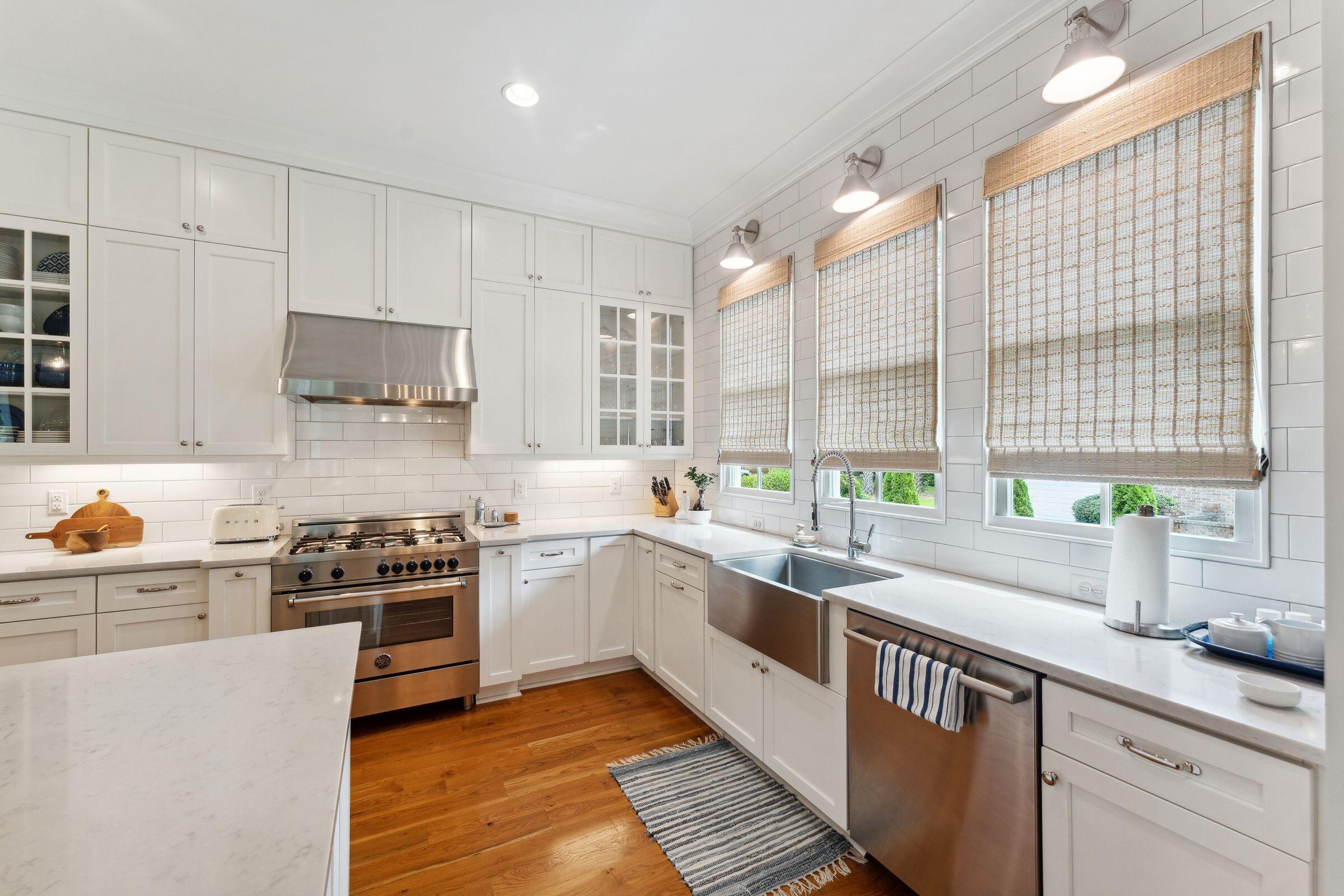 541 West Rice Planters Lane Mount Pleasant, SC 29464 - Photo 12 of 44 541WRicePlanters-KeenEyeMarketing-022