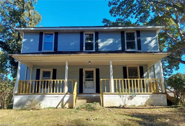 $825 | 1006 Holton Place, Unit B, High Point, NC 27262