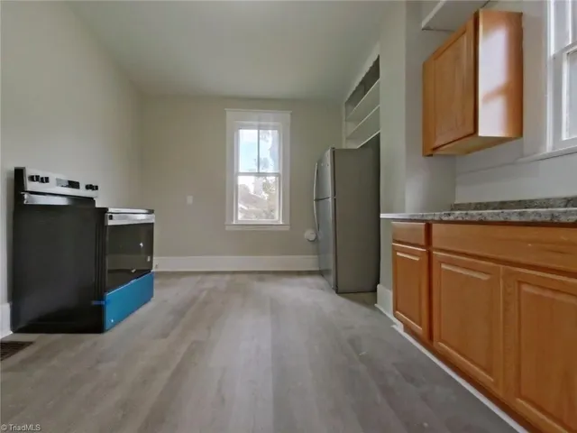 $825 | 1006 Holton Place, Unit B, High Point, NC 27262