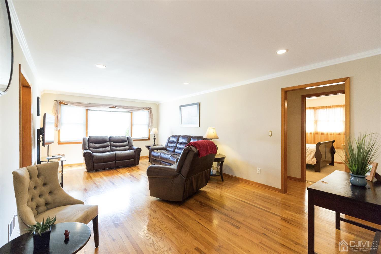 33 3rd Street Fords, NJ 08863 - Photo 8 of 45 Gallery Image 8