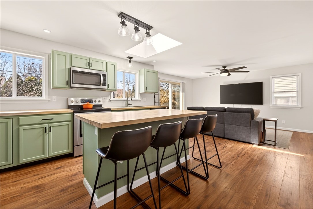 211 Cabot Road Greece, NY 14626 - Photo 7 of 26