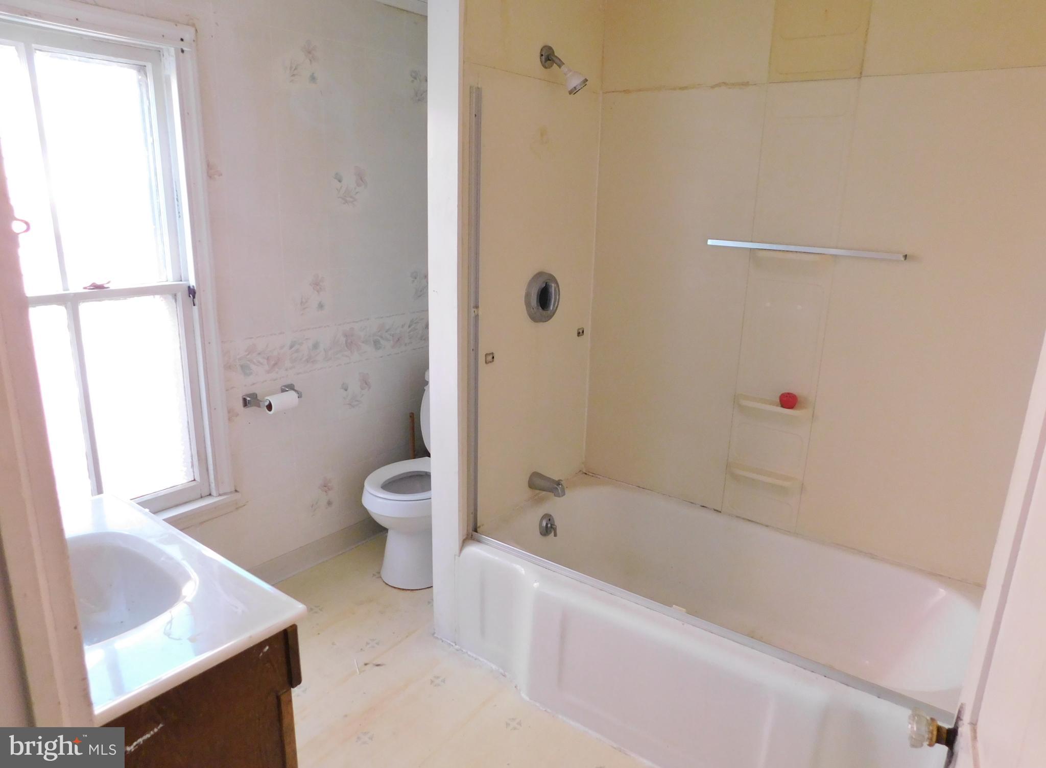 1235 Porters Road Spring Grove, PA 17362 - Photo 14 of 20