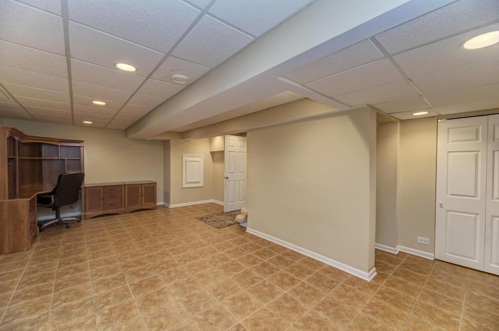 1216 Churchill Road Bartlett, IL 60103 - Photo 38 of 56