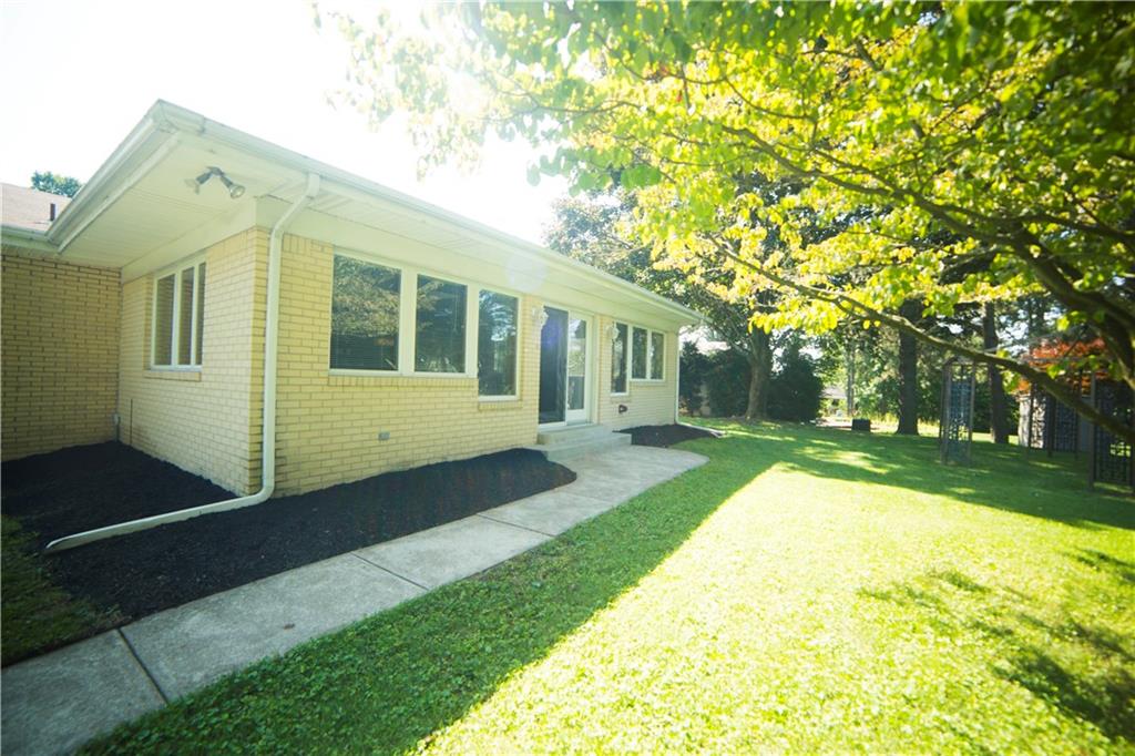 623 Sandy Hill Road Irwin, PA 15642 - Photo 2 of 20 Gallery Image 2