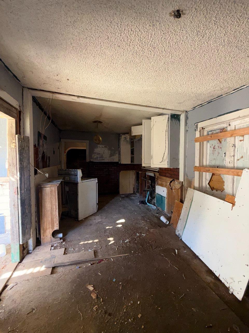 331 D Street Taft, CA 93268 - Photo 8 of 19