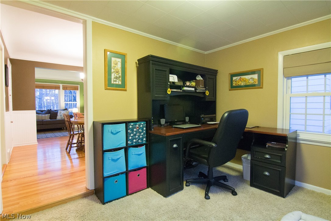 4052 Charlton Road Cleveland, OH 44121 - Photo 12 of 23 Gallery Image 12