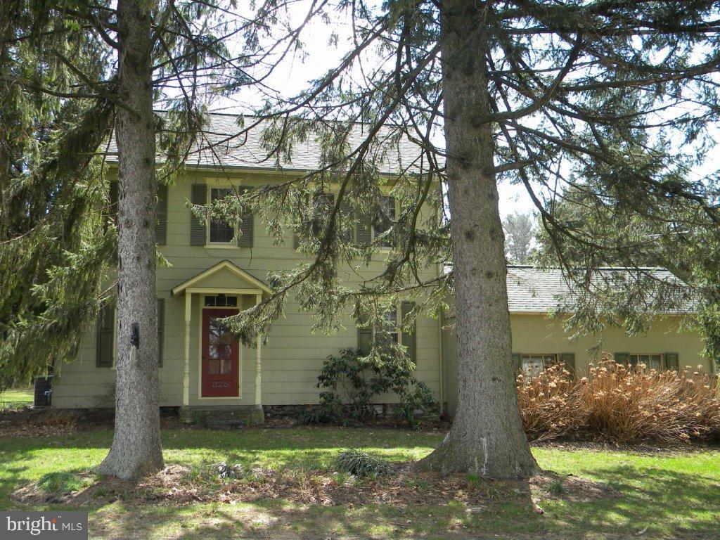 826 Willow Road Lancaster, PA 17601 - Photo 1 of 24