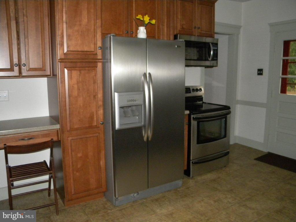 826 Willow Road Lancaster, PA 17601 - Photo 7 of 24