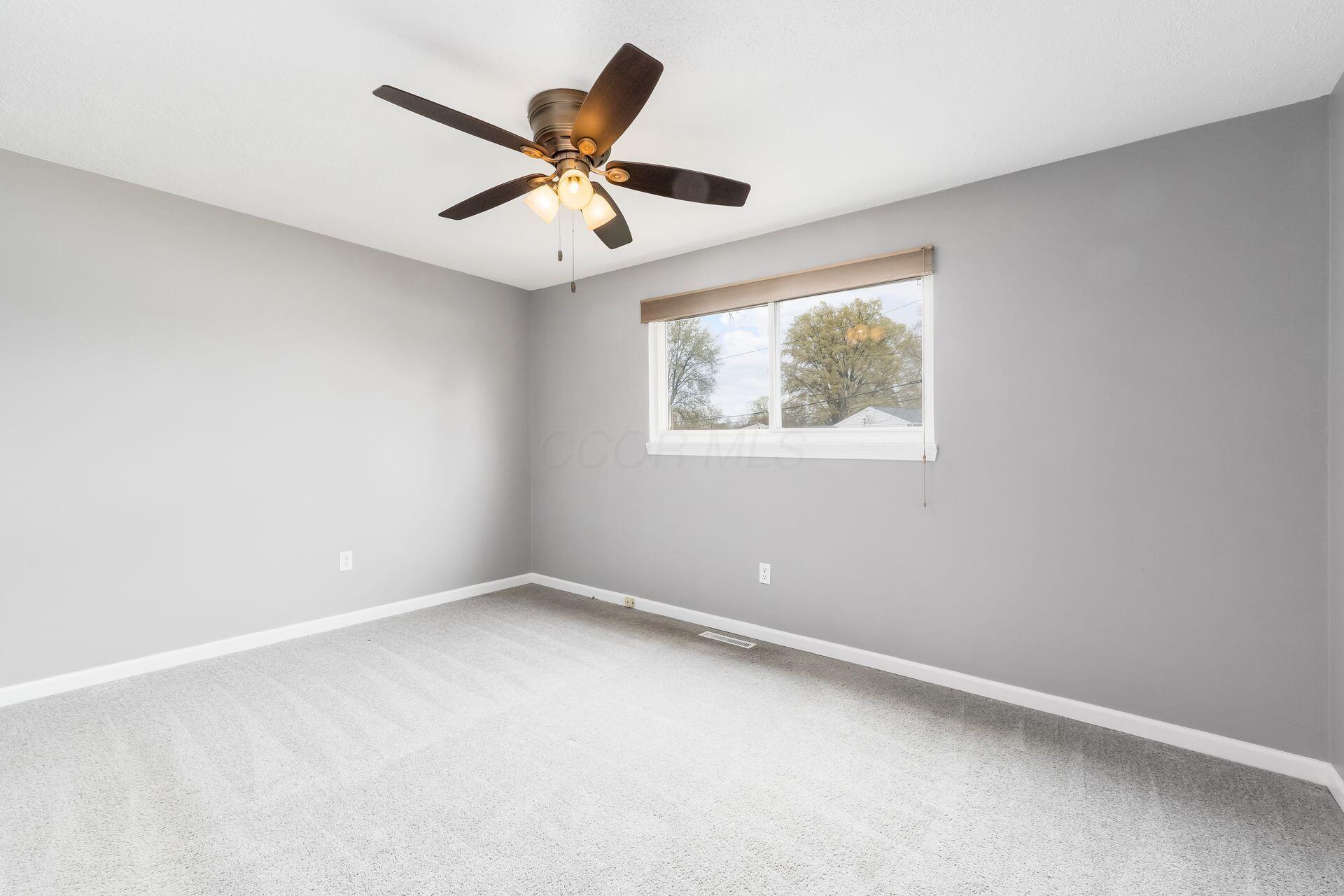 3480 Demington Road Columbus, OH 43232 - Photo 23 of 35 024_ Rd Columbus OH 43232 USA