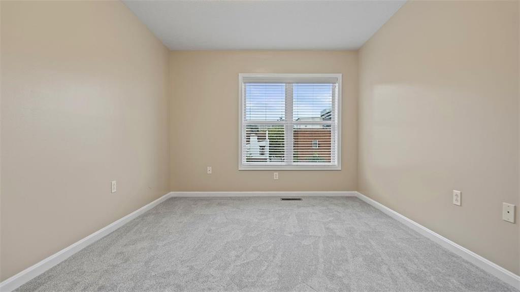 1366 Federal Street Pittsburgh, PA 15212 - Photo 34 of 50 Bedroom