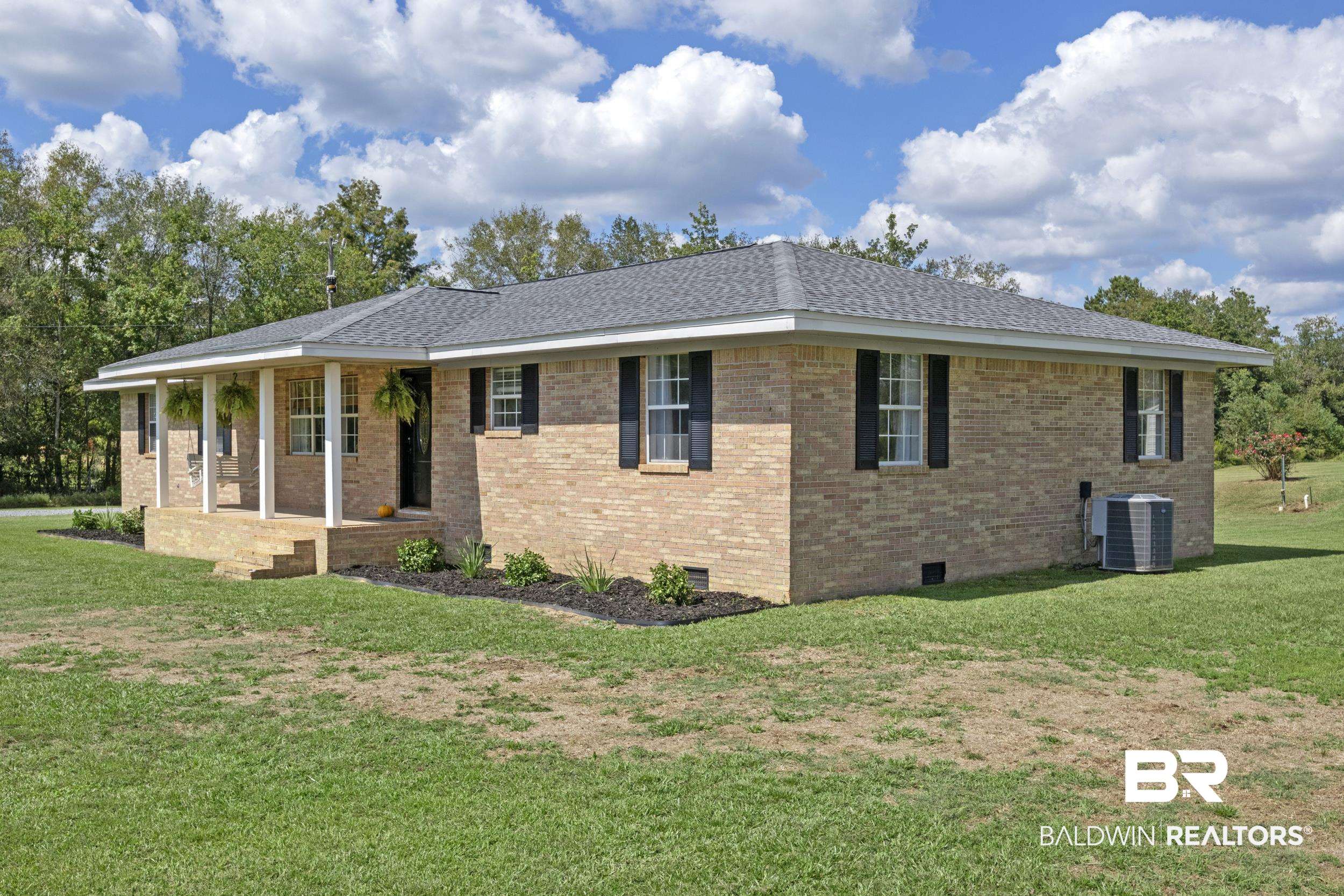 17689 Brewer Road Foley, AL 36535 - Photo 5 of 54 Single story home featuring a front lawn and central AC