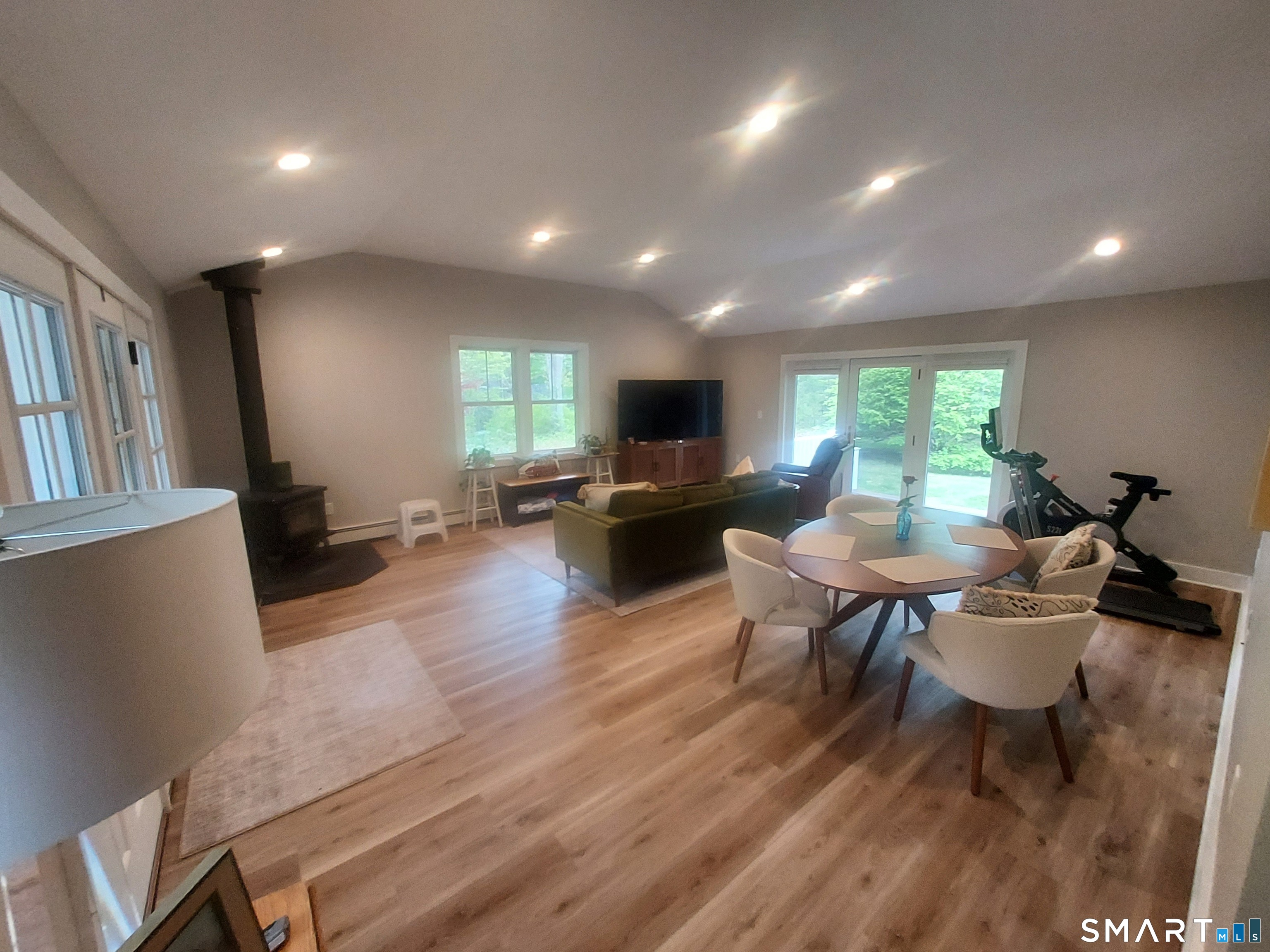 47 Ferry Road Lyme, CT 06371 - Photo 10 of 34